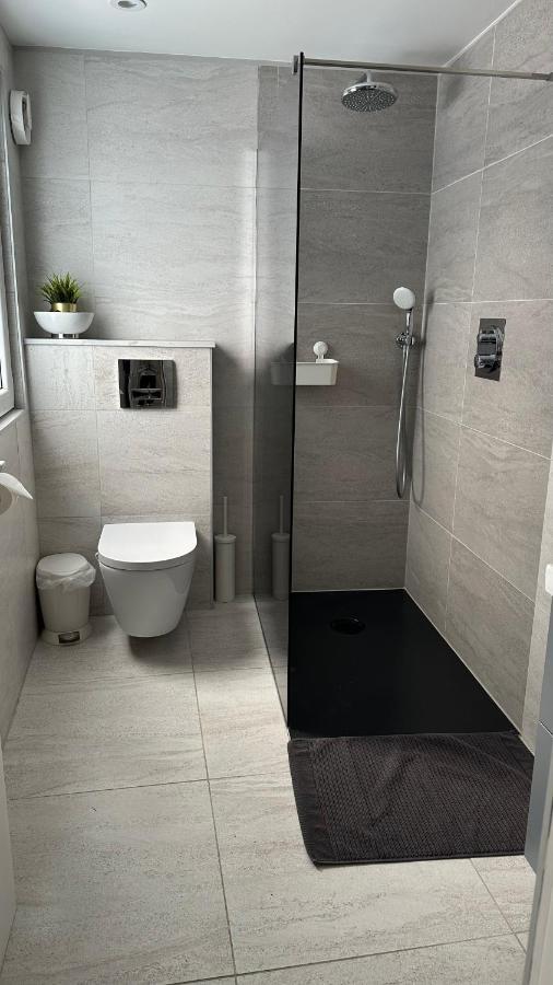 Stunning New 1 Bedroom Apartment London Exterior foto